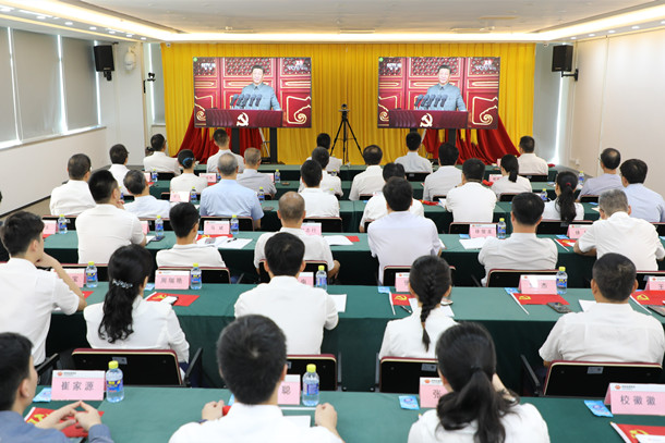 海南公司组织职工收看庆祝中国共产党成立100周年盛况